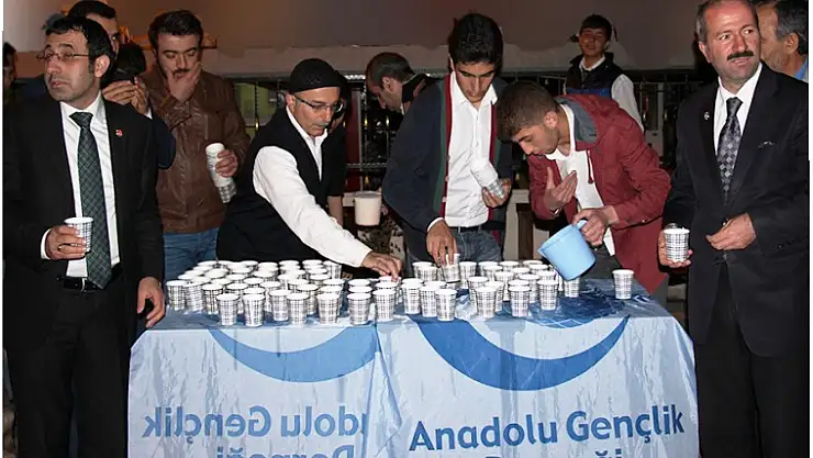AGD'den Miraç Gecesi Süt İkramı
