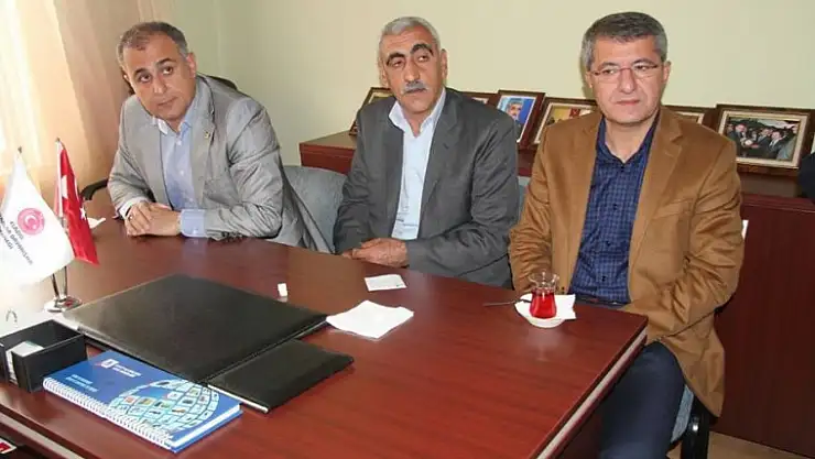 Ak Parti Milletvekili Adayları Muhtarlarla Buluştu