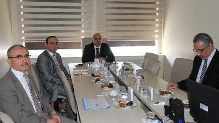 Vali Zorluoğlu'ndan Kamu Hastaneleri Birliğine Ziyaret