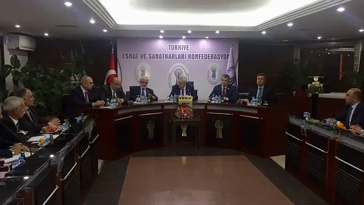 Vekiller Esnaf Temsilcileriyle Buluştu