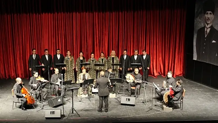 Elazığ Devlet Klasik Türk Müziği Korosundan Açılış Konseri