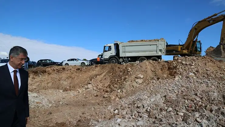Belediye Hayvan Hastanesinin Temeli Atıldı
