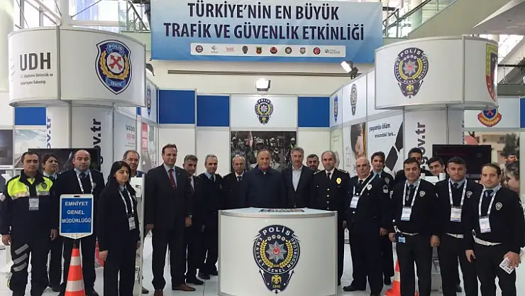 Yanılmaz Karayolu Trafik Sergisini Gezdi