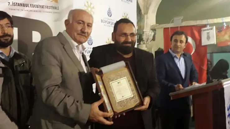 Bizim Külliye Dergisine TYB'den Şeref Beratı