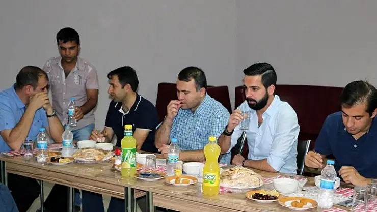 Başkan Yaşlı'dan Alacakaya Halkına İftar