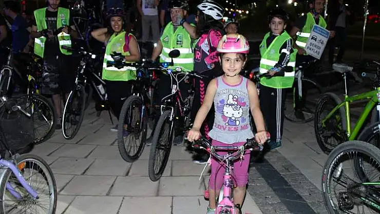 Elazığ'da Bisiklet Turu Düzenlendi