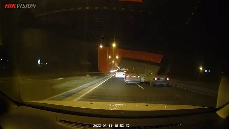 Makas Anı Kameralara Takıldı...