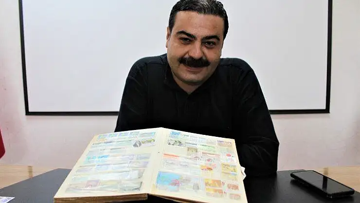 Tam bir tarihe yolculuk, baba oğul 60 yılda bin 100 adet pul biriktirdi