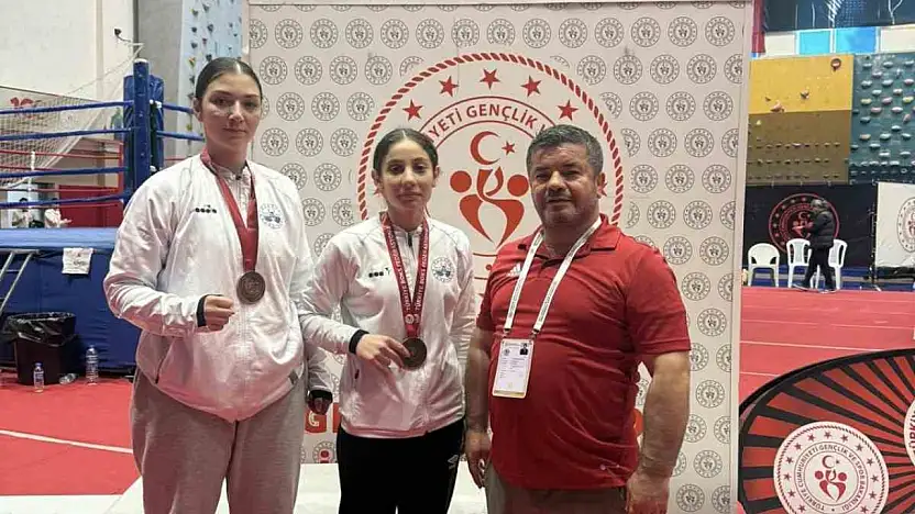 Elazığ'a Samsun'dan 2 madalya