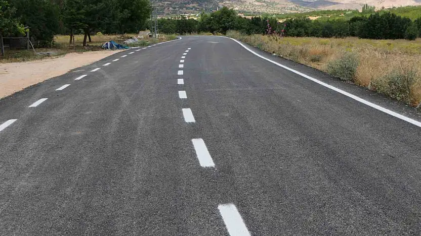 Elazığ'da 4 köyün BSK kaplamalı yol çalışması tamamlandı