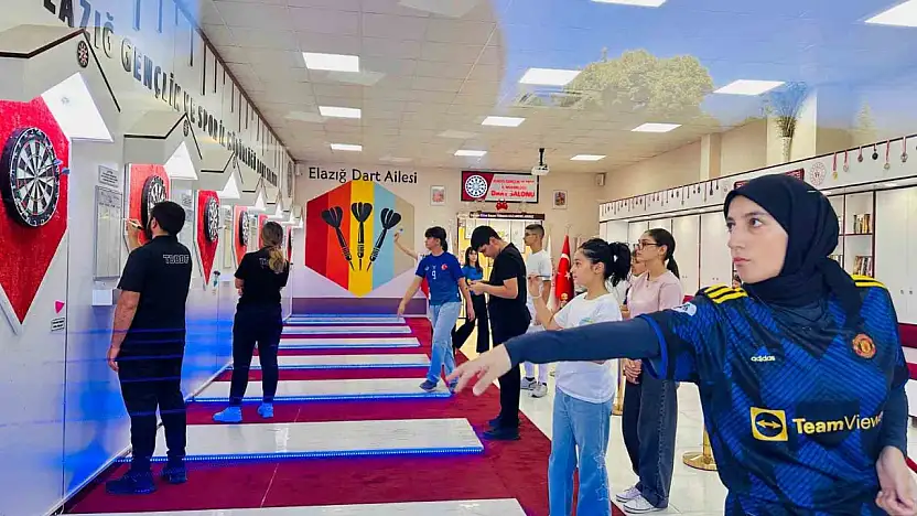 Elazığ'da dart ve bilardo turnuvası