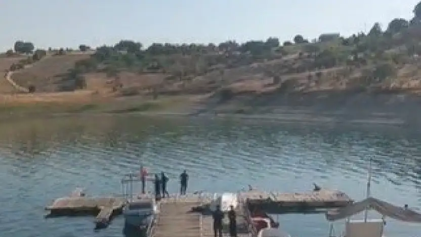 Elazığ'da göle giren genç boğuldu