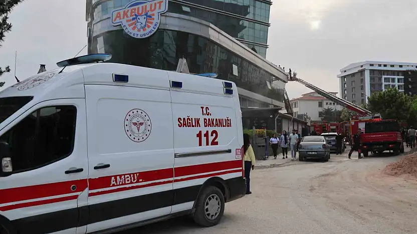 Elazığ'da plazada yangın paniği