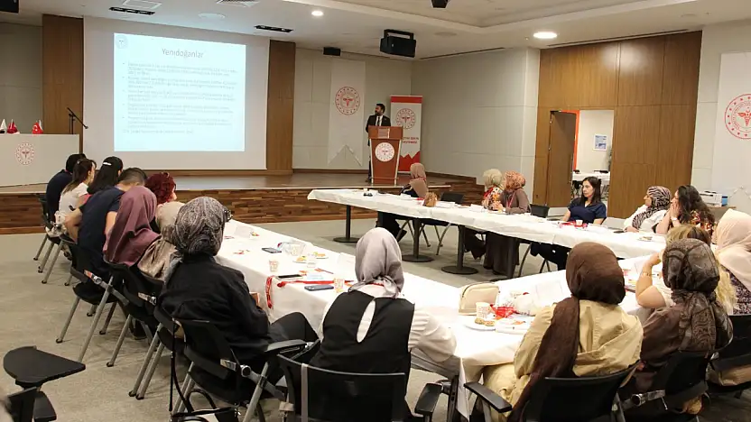Elazığ İl Sağlıktan 'Yenidoğan Canlandırma Programı'